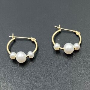 ZZ T. Sardelli & Sons Inc. 14k Yellow Gold White Fresh Water Pearl Hoop
Earrings